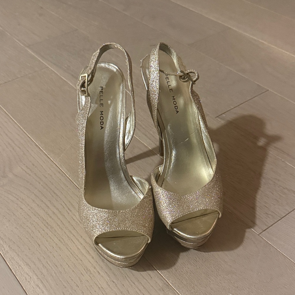 Pelle Moda Glittering Gold Heels